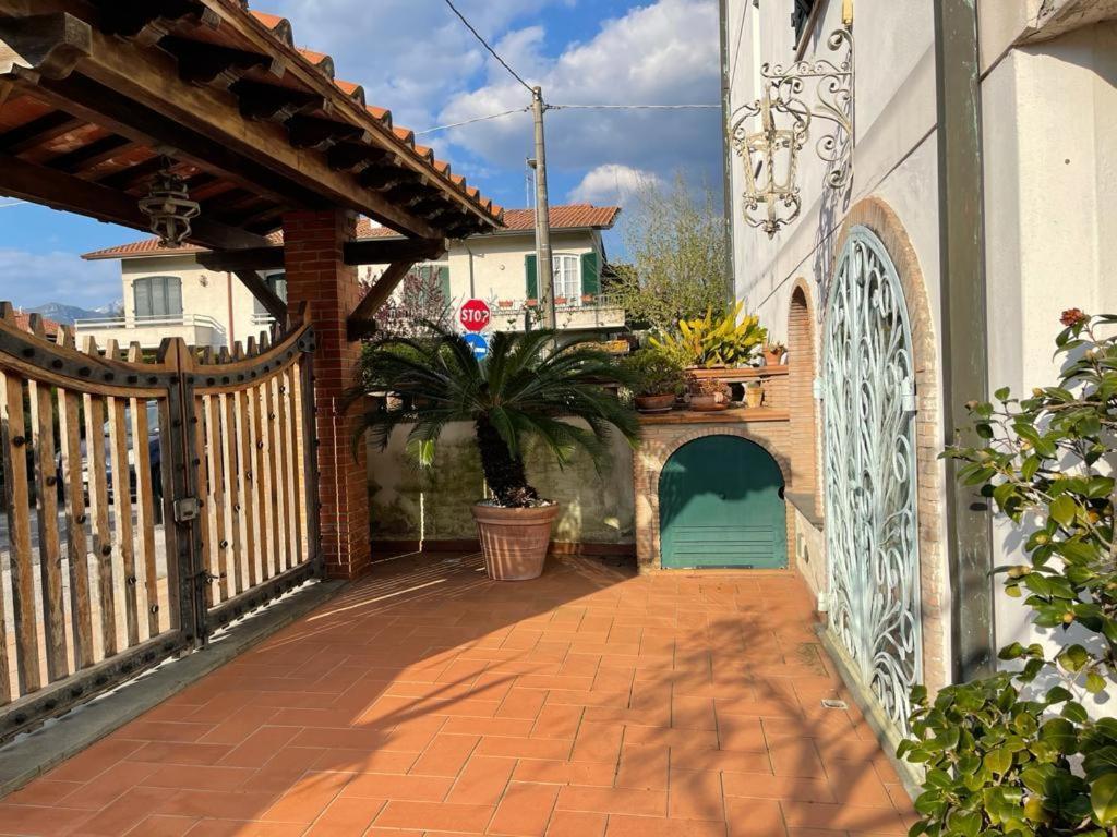 Raffinato Bilocale A Lido Di Camaiore Vicino Al Mare 외부 사진